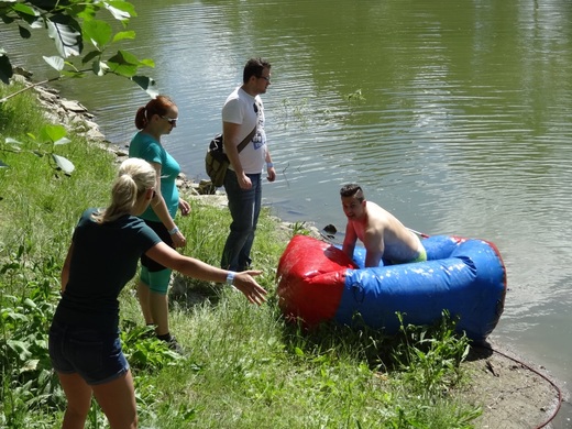 070.JPG