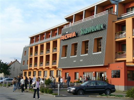 01.jpg